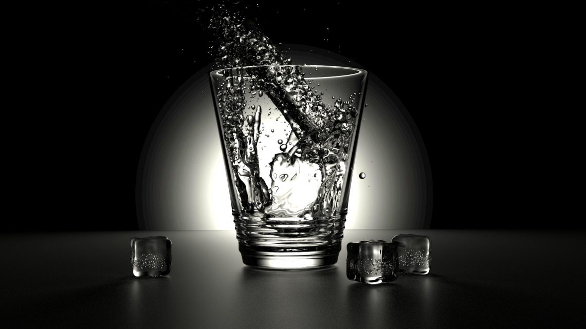El agua nutriente no energético